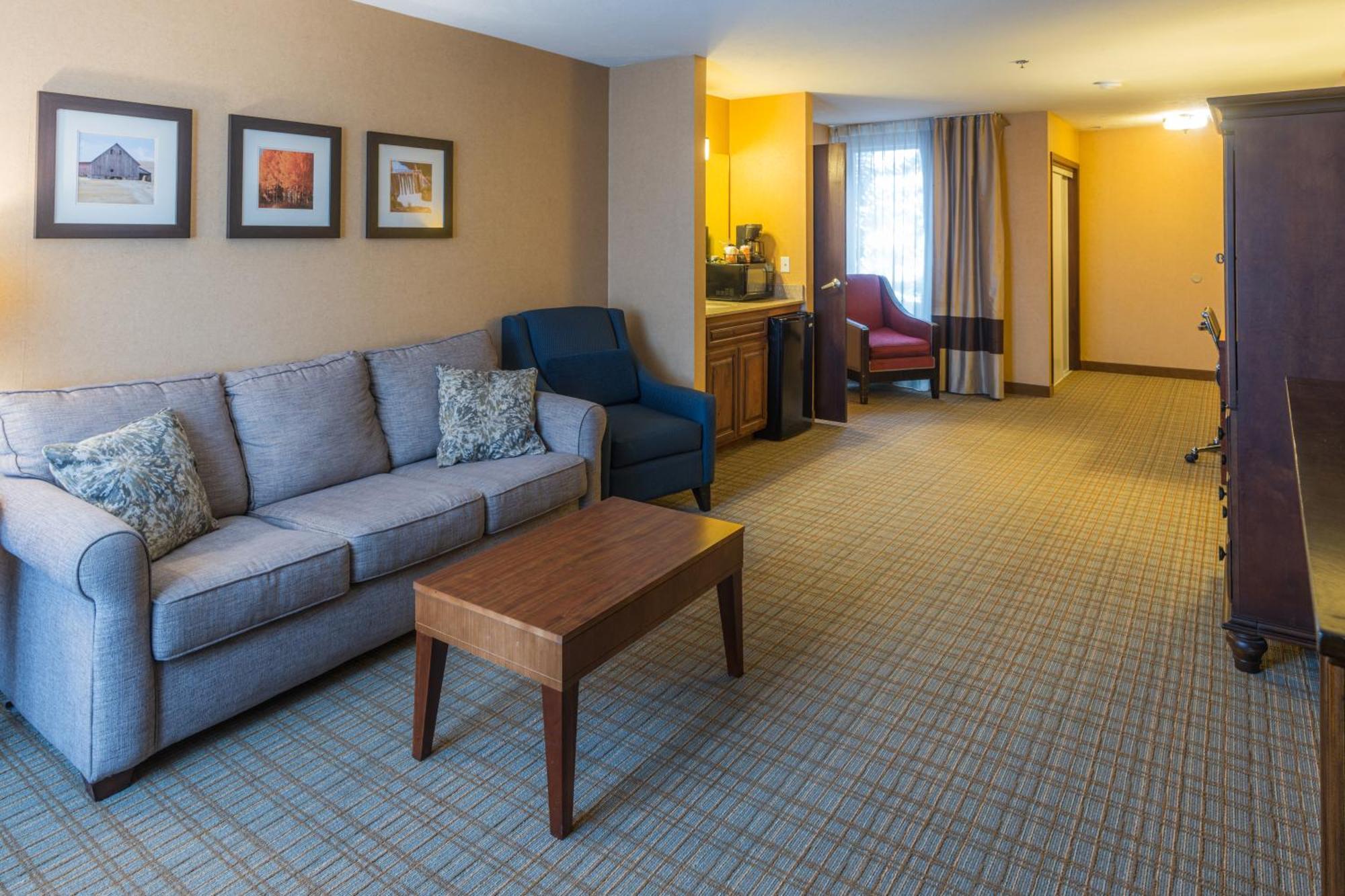 Comfort Inn & Suites Spokane Valley Extérieur photo